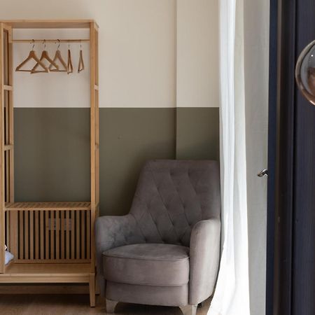 Luxurious 3-Bedroom Seaside Retreat Fully Renovated In 2025 Athen Eksteriør bilde