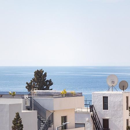 Luxurious 3-Bedroom Seaside Retreat Fully Renovated In 2025 Athen Eksteriør bilde