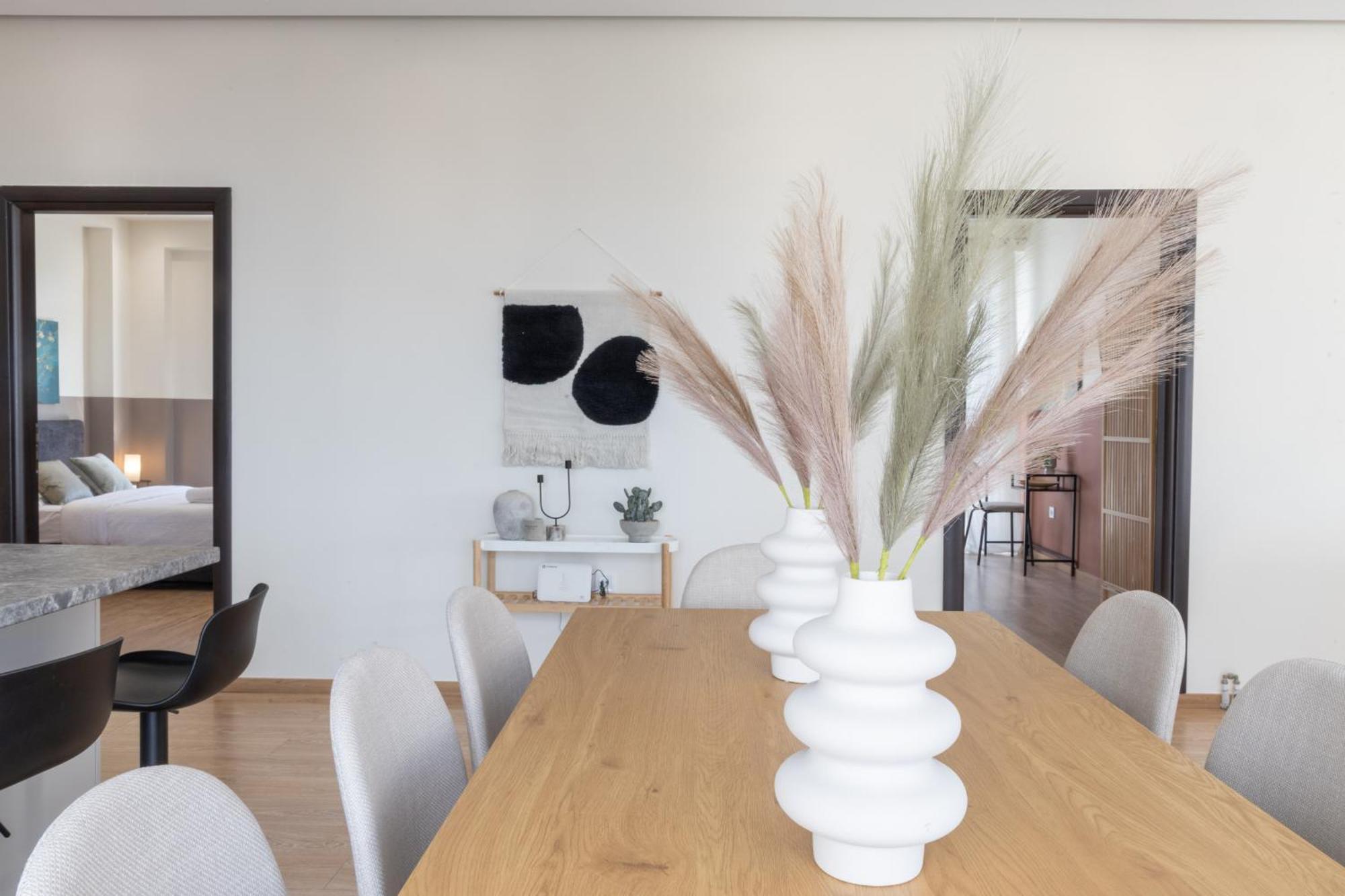 Luxurious 3-Bedroom Seaside Retreat Fully Renovated In 2025 Athen Eksteriør bilde